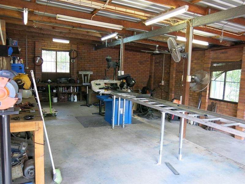 20 Bayview Crescent, Taree NSW 2430