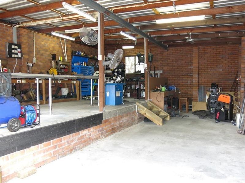 20 Bayview Crescent, Taree NSW 2430