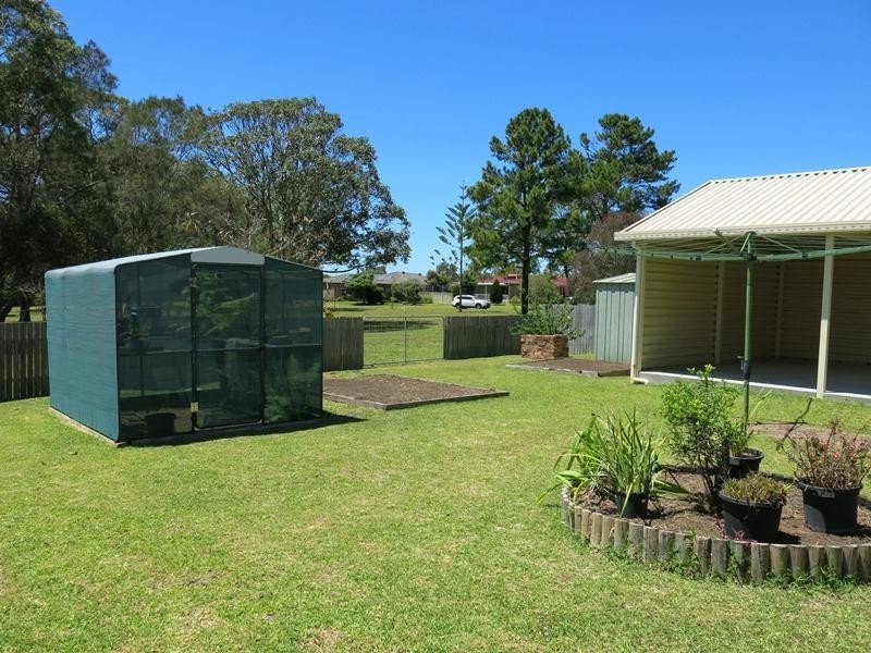 15 Suni Drive, Old Bar NSW 2430