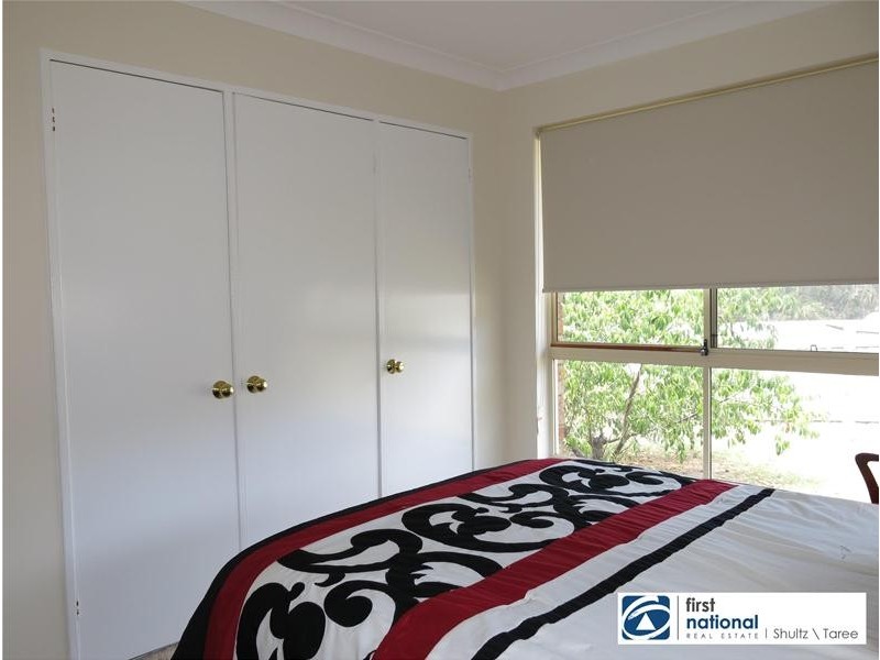 80 Kanangra Drive, Taree NSW 2430