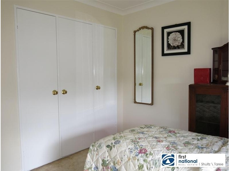 80 Kanangra Drive, Taree NSW 2430