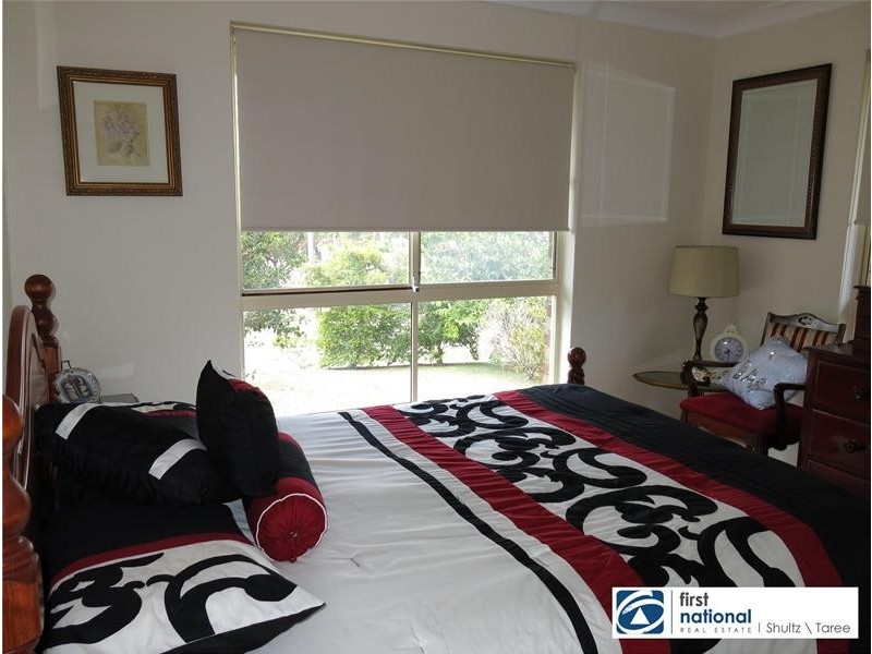 80 Kanangra Drive, Taree NSW 2430