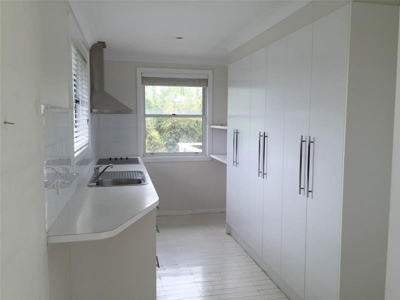 5 Rose Street, Old Bar NSW 2430