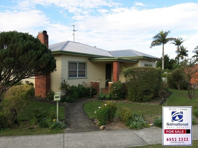 29 Wingham Road, Taree NSW 2430