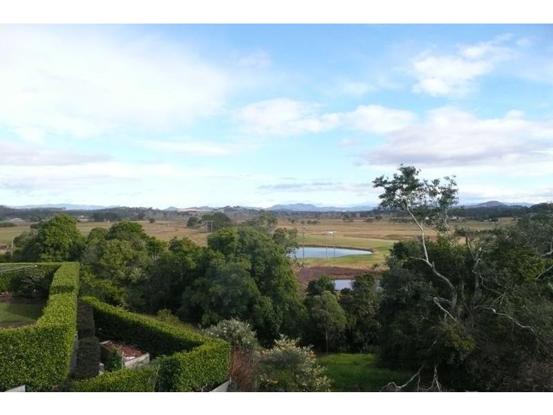 8 Riverlinks Court, Taree NSW 2430