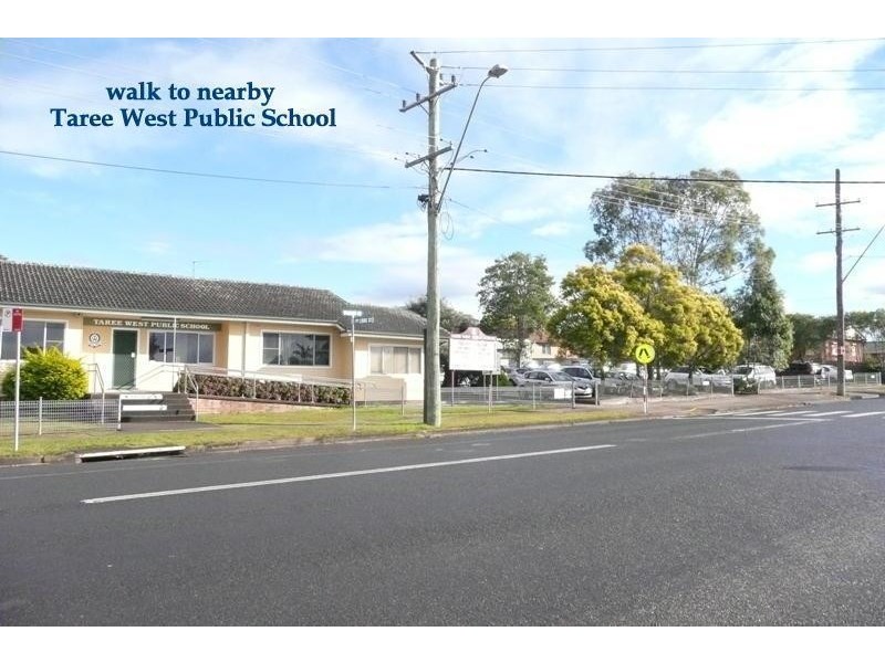 8 Riverlinks Court, Taree NSW 2430