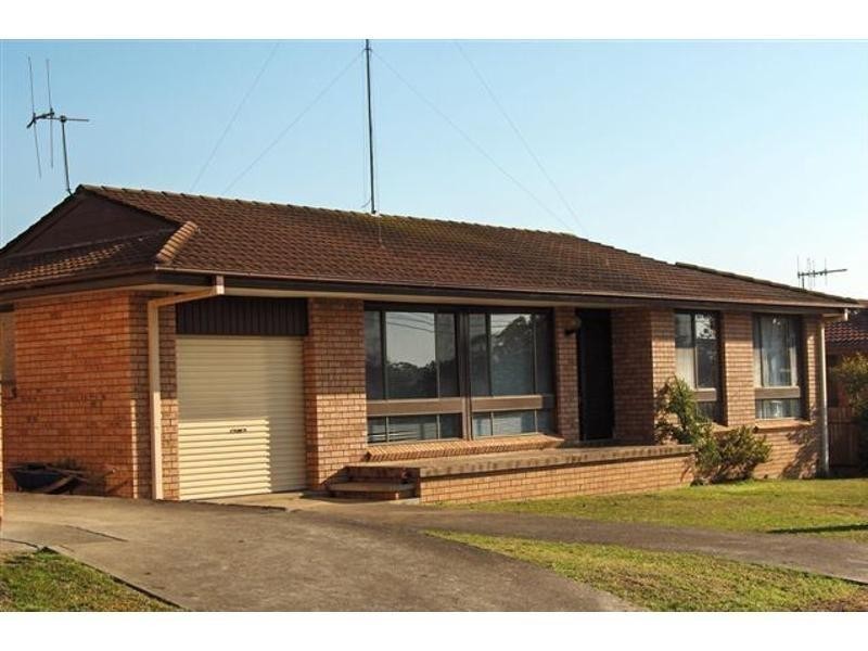 22 Bryan Street, Old Bar NSW 2430