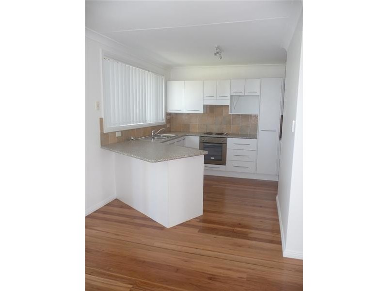 8/2 Edinburgh Drive, Taree NSW 2430