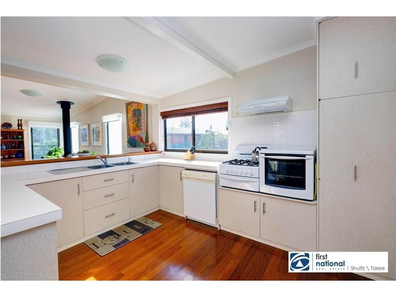15 Manning Street, Manning Point NSW 2430