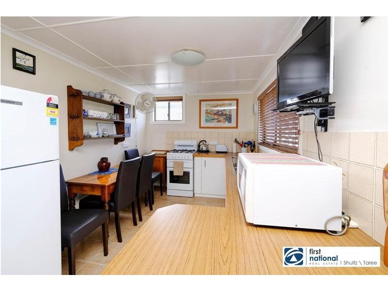 15 Manning Street, Manning Point NSW 2430