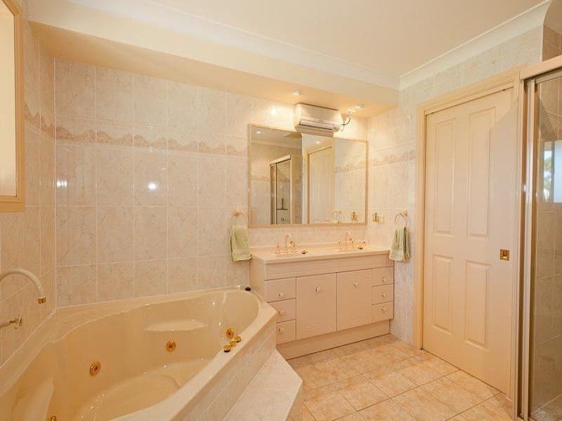 12 Nagle Close, Taree NSW 2430