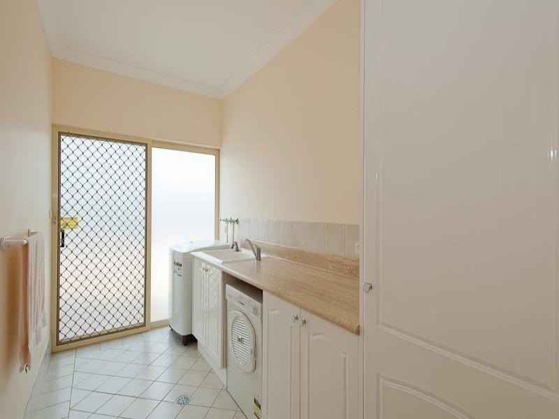 12 Nagle Close, Taree NSW 2430