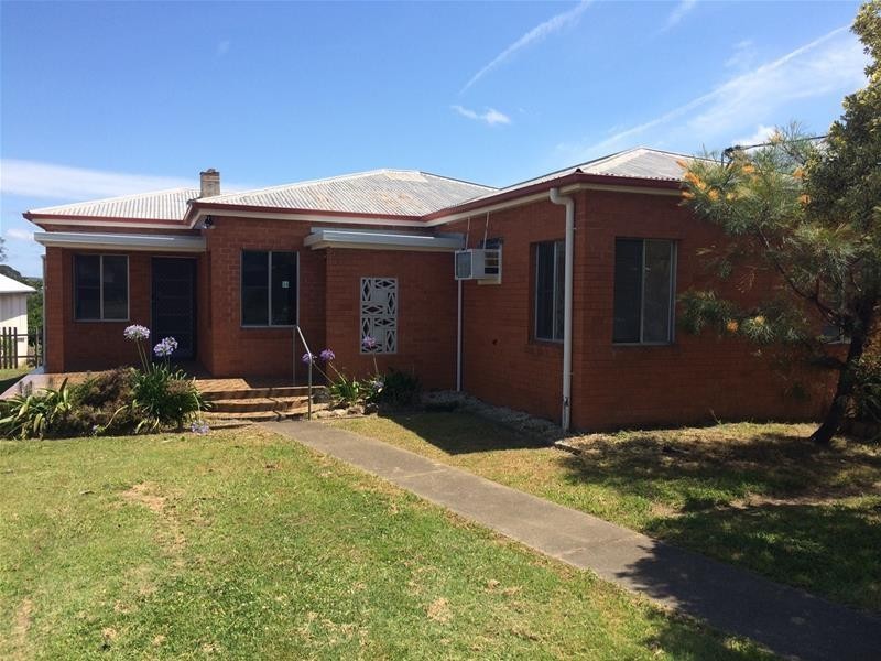 34 McRae Avenue, Taree NSW 2430