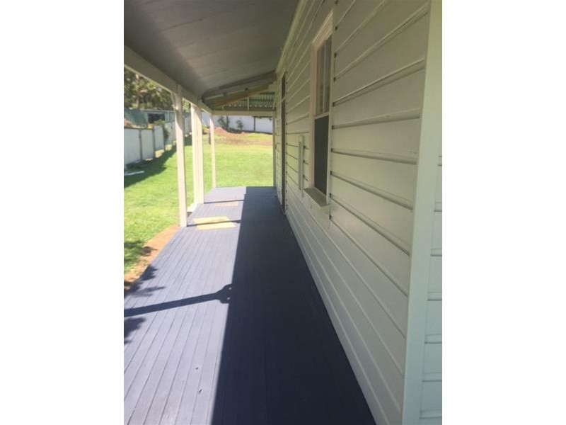 27 Commerce Street, Taree NSW 2430