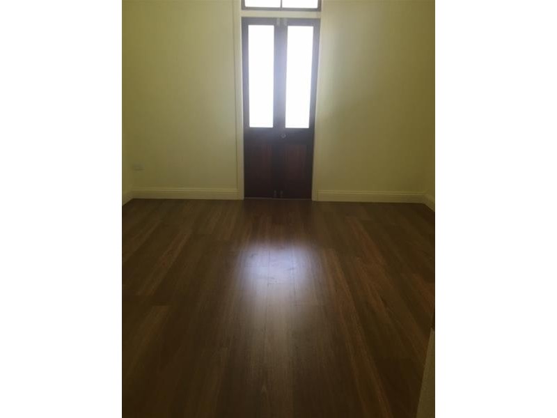 27 Commerce Street, Taree NSW 2430