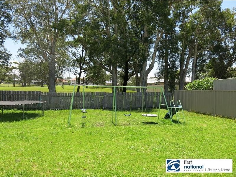 19 Sheppard Street, Old Bar NSW 2430