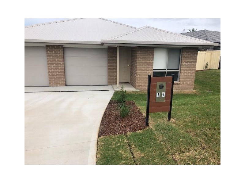 19 Pyrus Drive, Taree NSW 2430