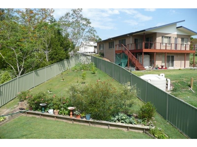 6 Railton Avenue, Taree NSW 2430