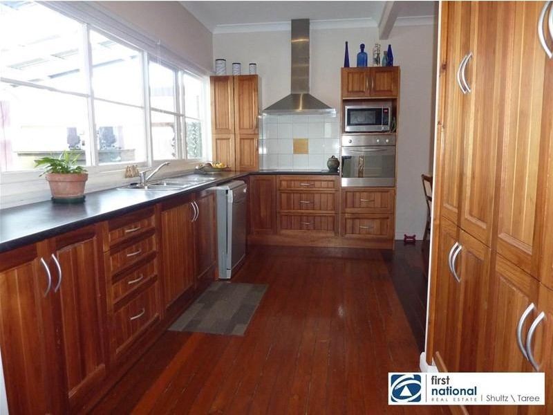 70 Flett Street, Taree NSW 2430