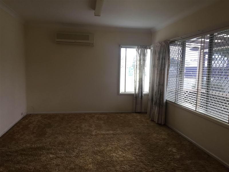 8b Commerce Street, Taree NSW 2430