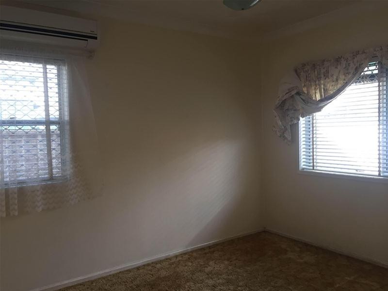 8b Commerce Street, Taree NSW 2430