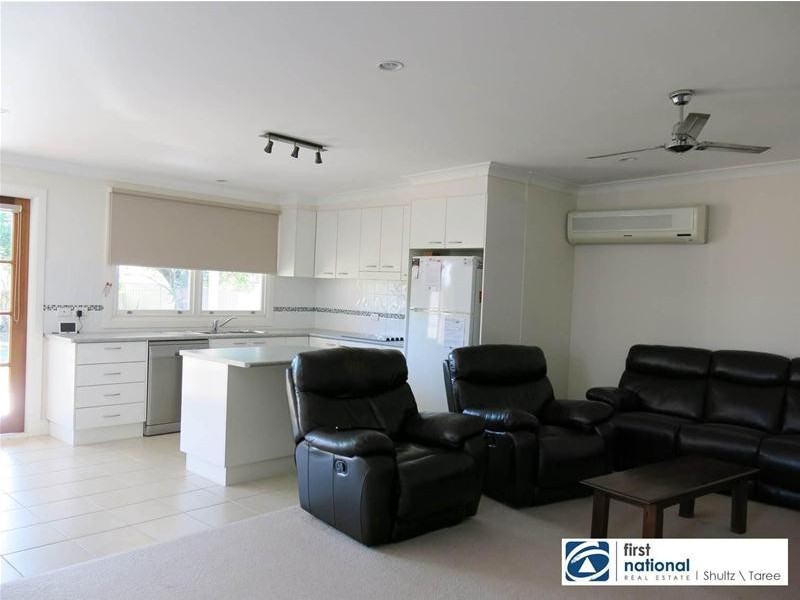 37 Edinburgh Drive, Taree NSW 2430