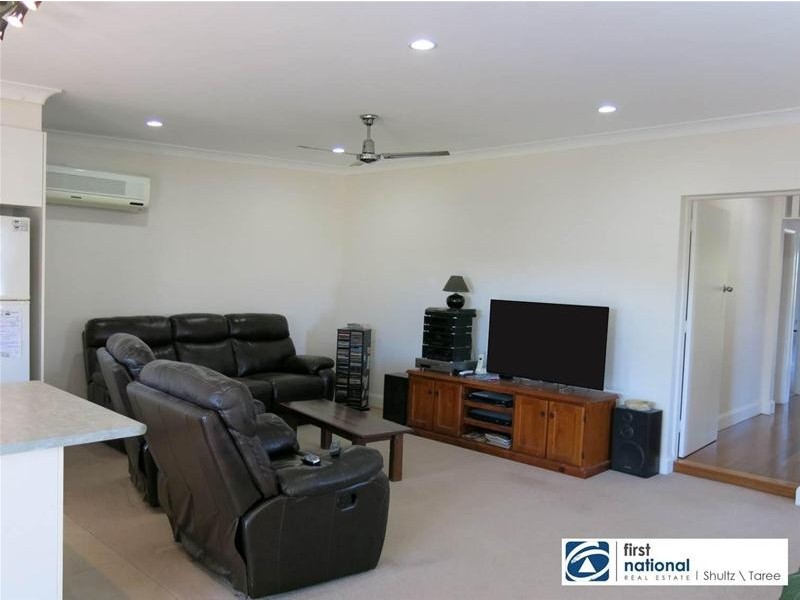 37 Edinburgh Drive, Taree NSW 2430