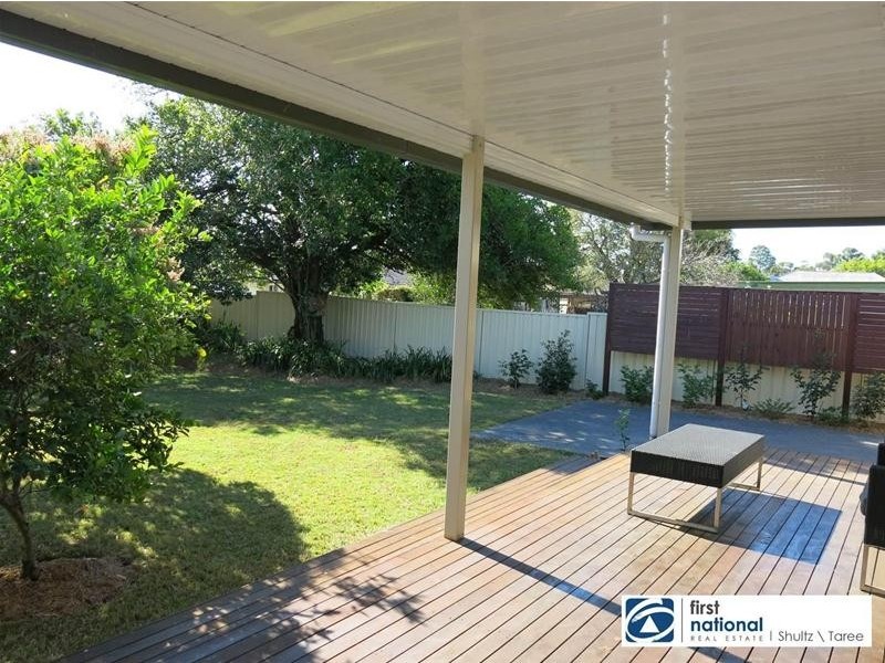 37 Edinburgh Drive, Taree NSW 2430