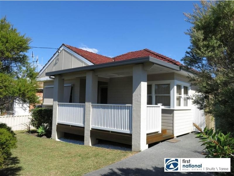 37 Edinburgh Drive, Taree NSW 2430
