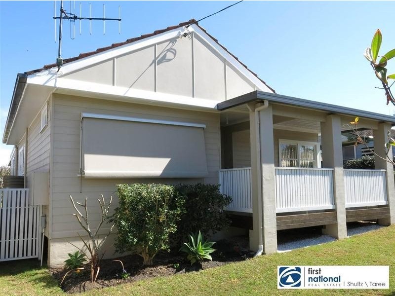 37 Edinburgh Drive, Taree NSW 2430