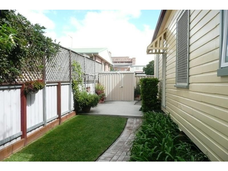 18 York Street, Taree NSW 2430