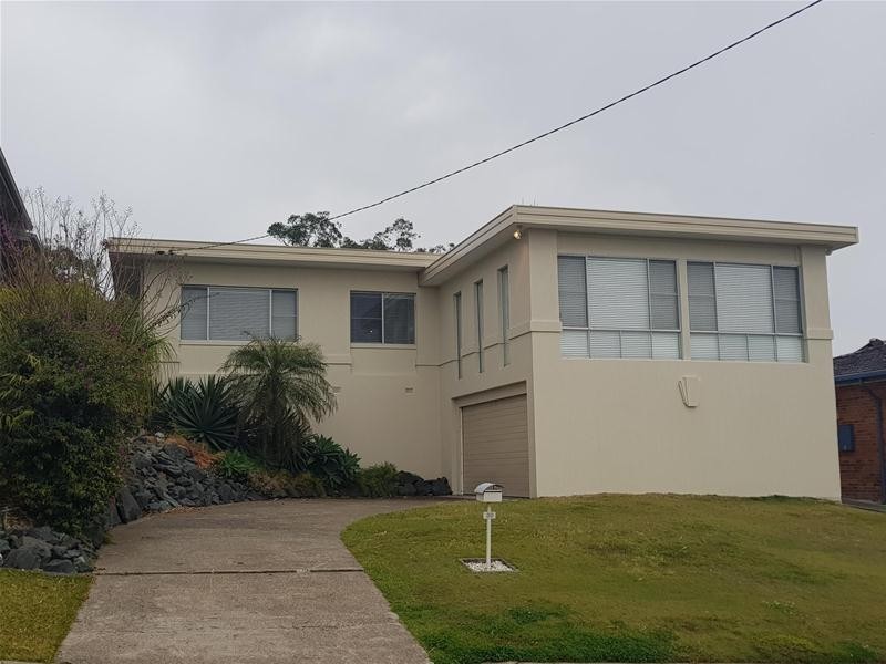 30 Ritchie Crescent, Taree NSW 2430