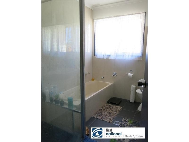 2 Fisher Street, Taree NSW 2430