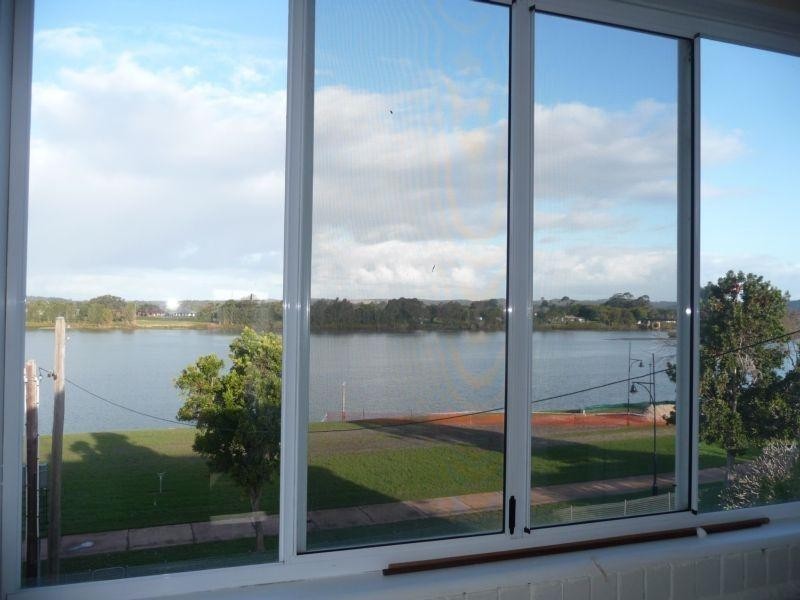 2/180 Victoria Street, Taree NSW 2430