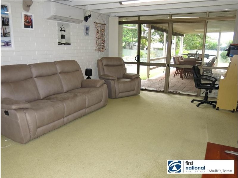 15 Florence Street, Taree NSW 2430