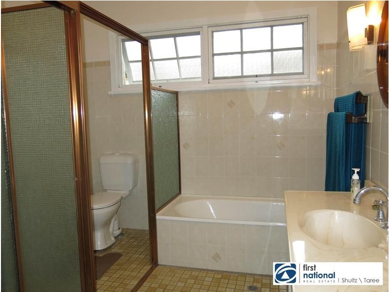 15 Florence Street, Taree NSW 2430