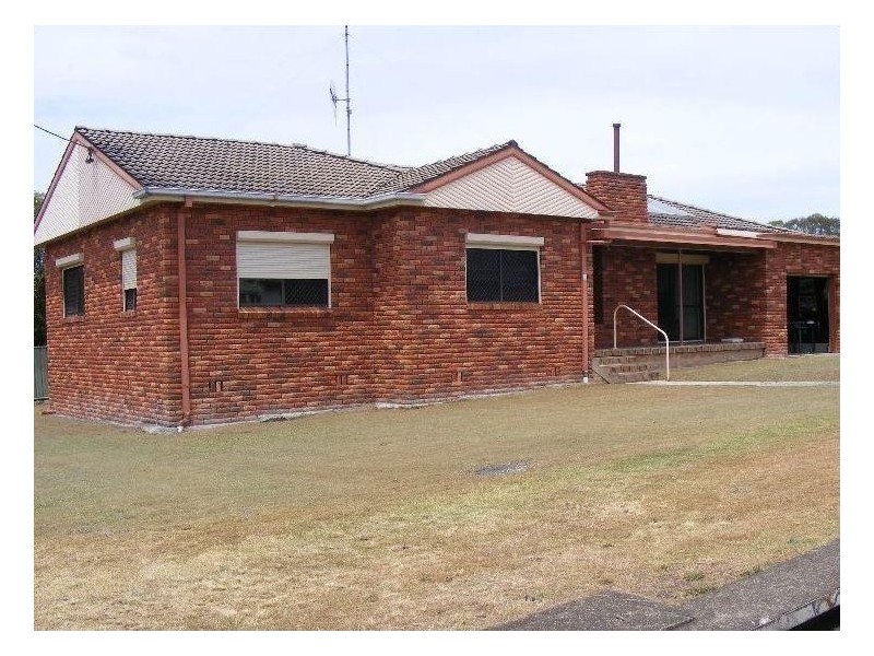 2a  Maiden Avenue, Taree NSW 2430