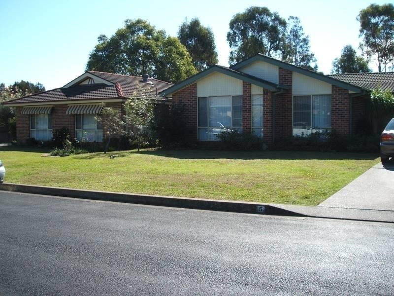 5 Rohini Place, Taree NSW 2430
