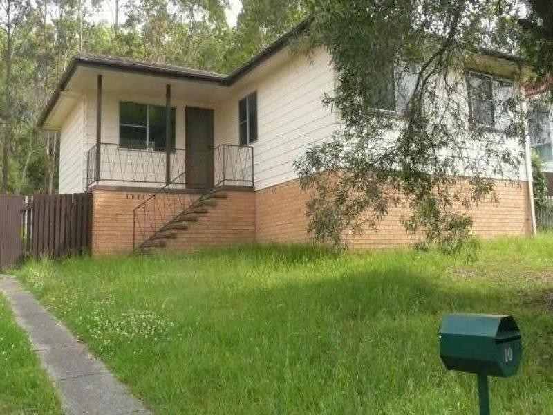 10 Fisher Street, Taree NSW 2430