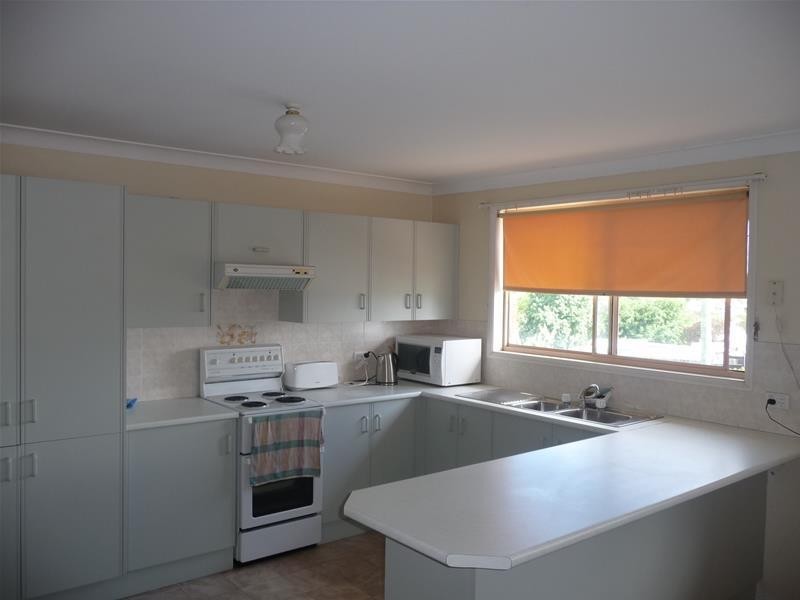 1/54 Commerce Street, Taree NSW 2430