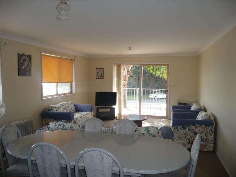 1/54 Commerce Street, Taree NSW 2430