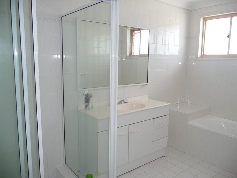 1/54 Commerce Street, Taree NSW 2430