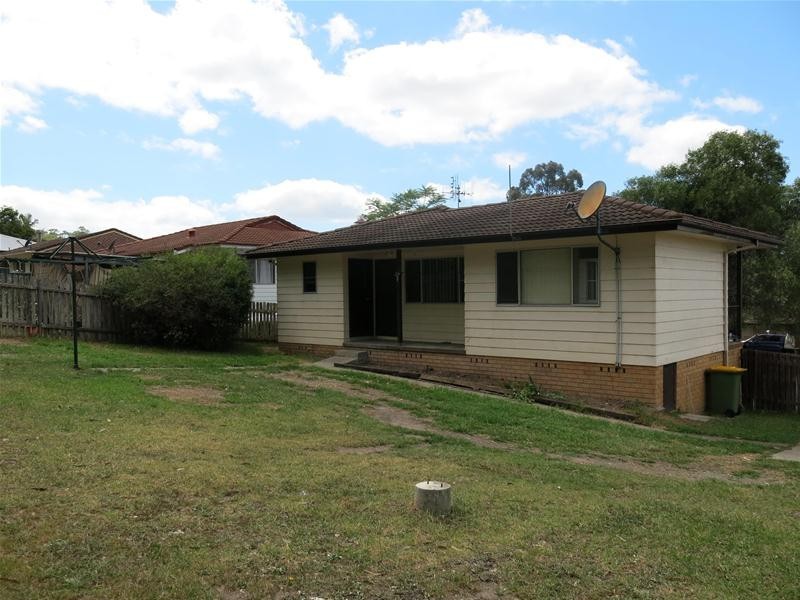 10 Fisher Street, Taree NSW 2430