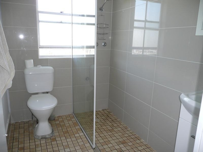 2-4 Gill Avenue, Taree NSW 2430