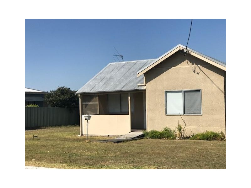 28 McRae Avenue, Taree NSW 2430