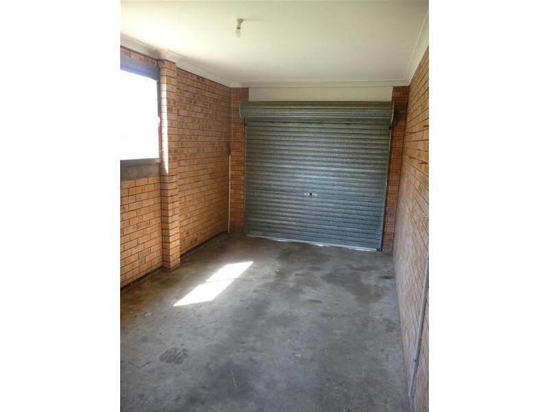 4 Nioka Place, Taree NSW 2430