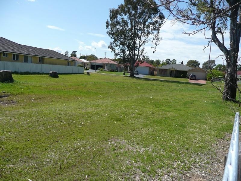 5 Rohini Place, Taree NSW 2430