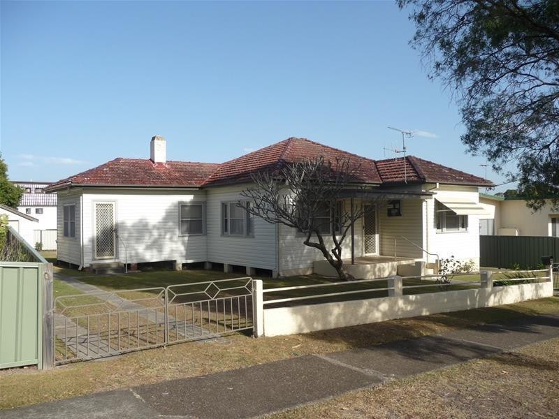 96  Albert Street, Taree NSW 2430