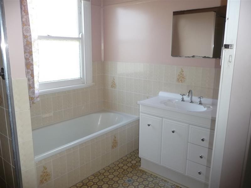 96  Albert Street, Taree NSW 2430