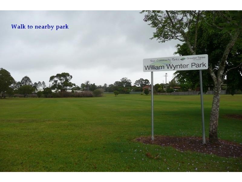 13 Amaroo Drive, Taree NSW 2430